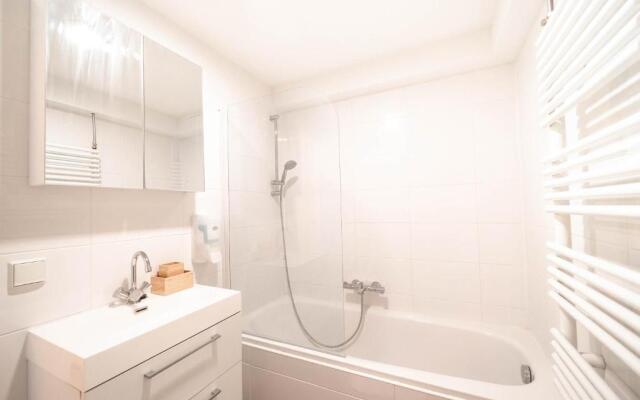 Pink Flamingo Boutique Hostel