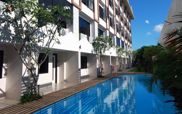 Ayara Grand Palace Hotel