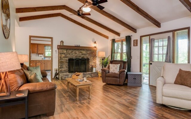 Spy Rock - 3 Br Cabin