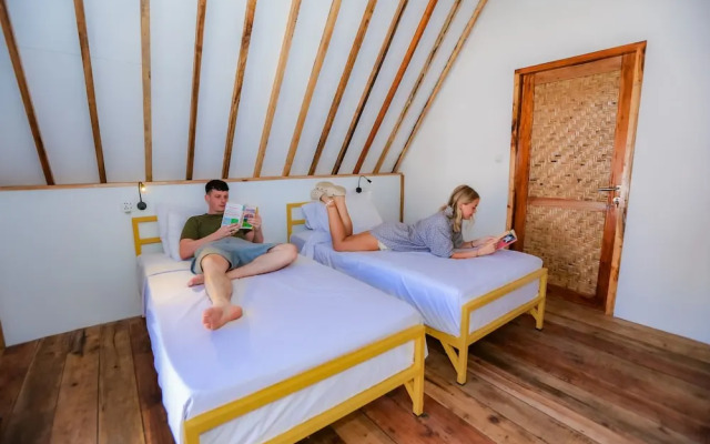 Mad Monkey Gili Trawangan - Hostel