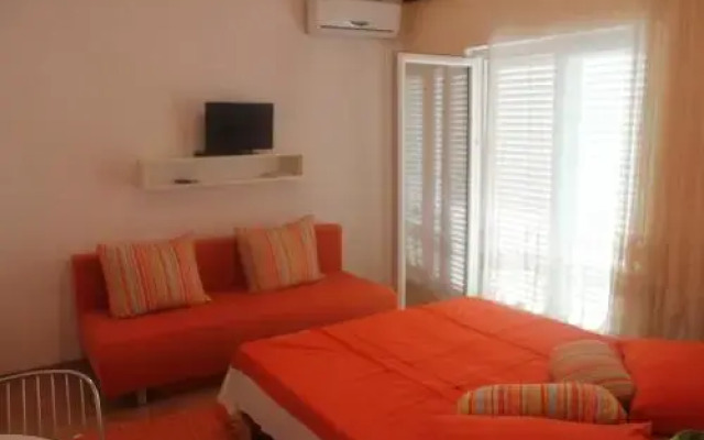 Bed & Breakfast Dora-Self check-in