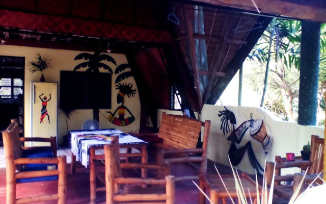 Lennons Place Backpacker Hostel