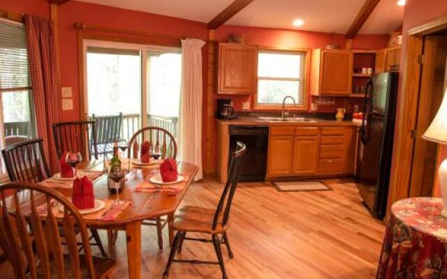 Asheville Cabins of Willow Winds