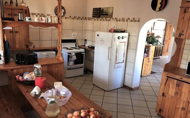Jembjo's Knysna Lodge & Backpackers