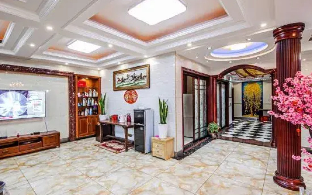 Floral Hotel·  Xiangshe Homestay (Shanghai International Tourism Resort Store)