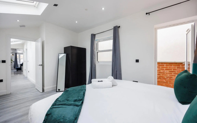 London Luxury Ground Floor Apartment