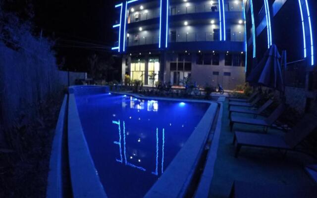 Vienna Hotel (Newly Renovated 2025)