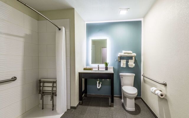 Wingate by Wyndham Kings Bay Naval Base / I-95