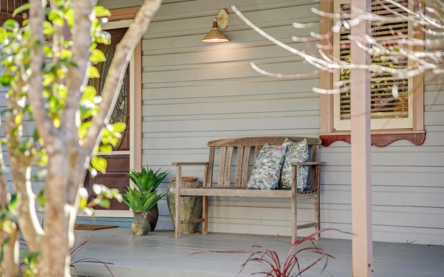 Whispering Pines Cottages