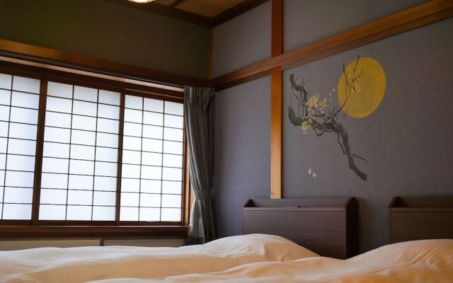 Art Hotel Temarian