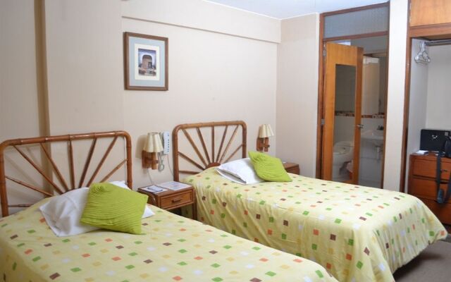 Suite Service Apart Hotel