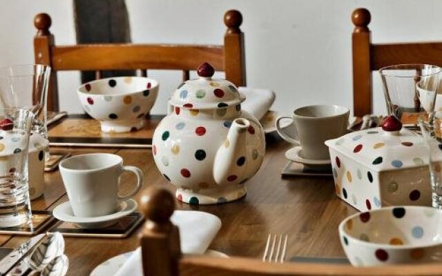 Cleaver Cottage Bed & Breakfast