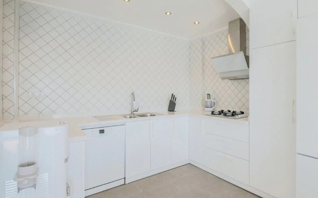 Villa Dome Bianca by Villaduragi