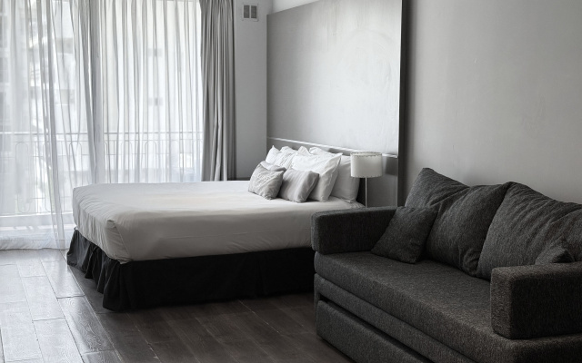 Reco by DOT Suites