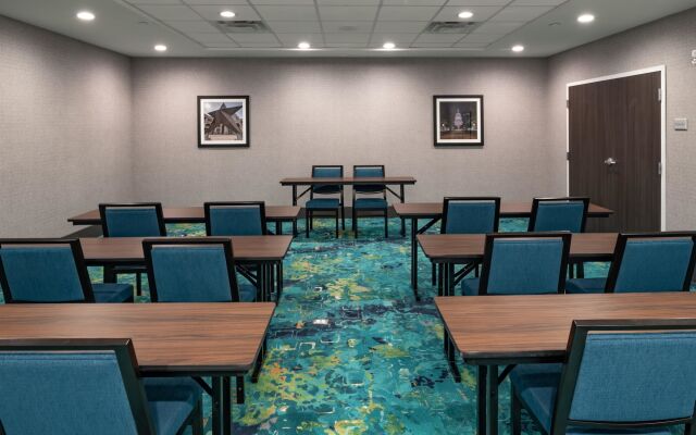 Hampton Inn & Suites Dallas/Plano Central