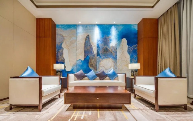 Wuhan Optics Valley Convention Hotel