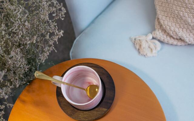 Zhigao West Lake Apartment Xifuju