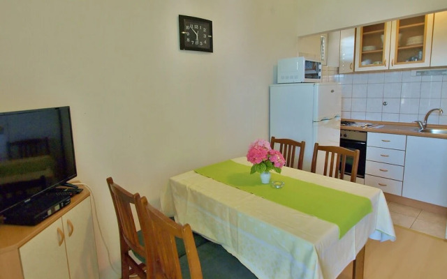 Zdenka - Garden Terrace - A2