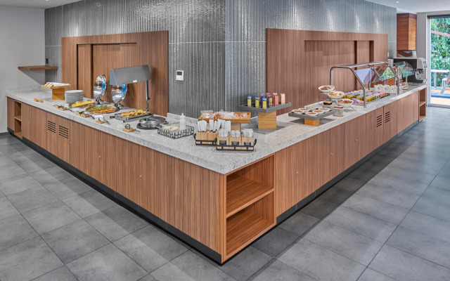 City Express Plus by Marriott Ciudad de México Santa Fe