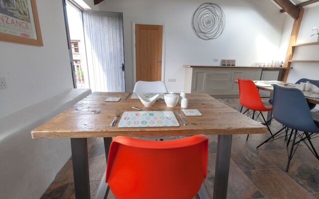 Leha Vean Bed and Breakfast