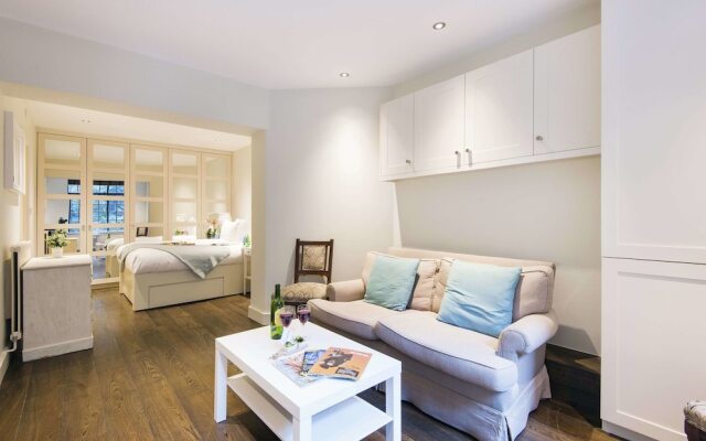 The Britten Street Studio - HBG2