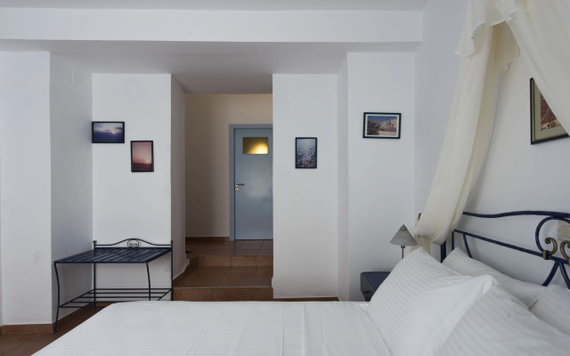 Kastro Suites