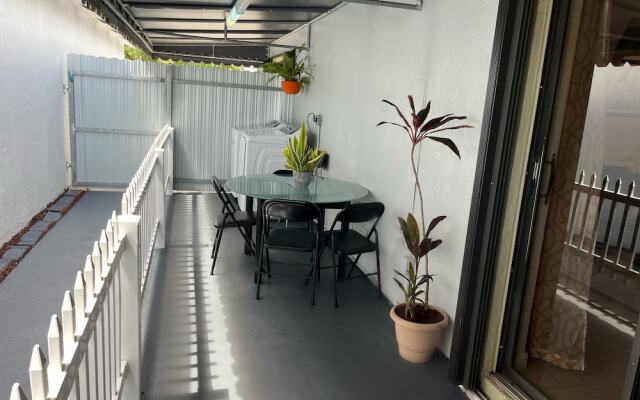 Amazing & cozy Duplex near Zoo Miami
