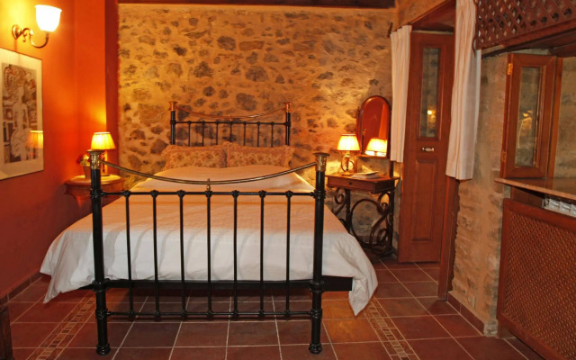 Dorovinis Country Houses