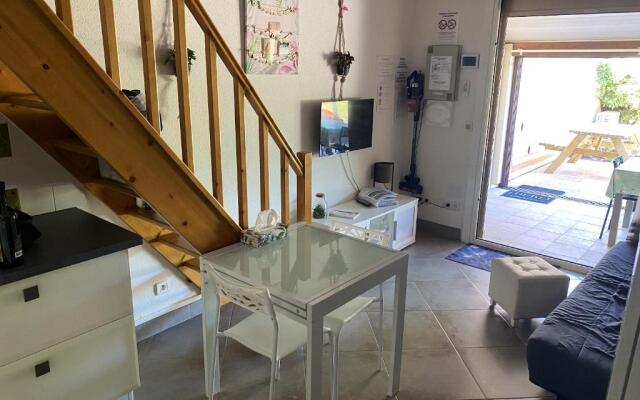 Maison de 2 chambres avec jardin clos a Leucate