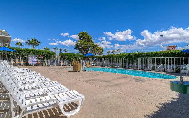 Motel 6 Las Vegas, NV - Boulder Highway