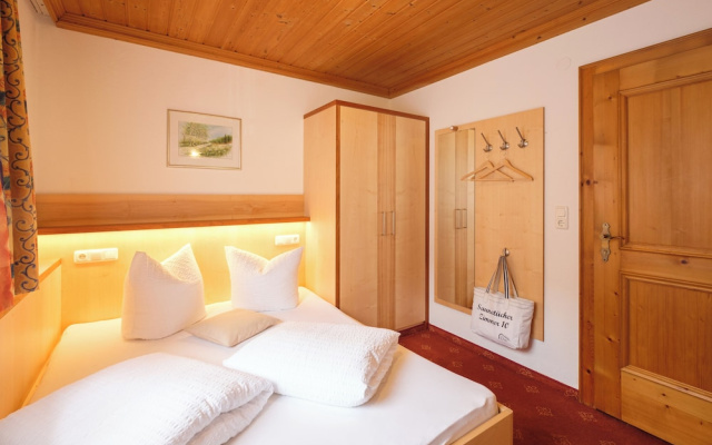 Hotel Garni DIAS