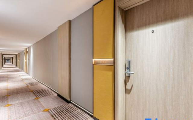 Yun Ting Hotel (Wuhan engineering technology college hotel)