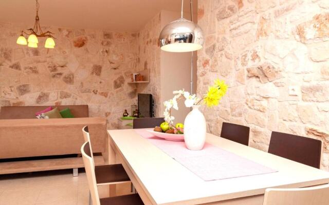 M&N Luxury Family Apartment 10meters from the Sea