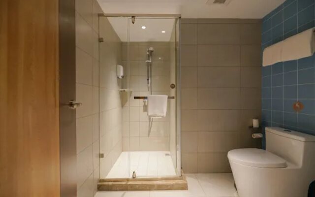 Home Inn·neo (Nanning Qingxiu Wanda Dongge Road Metro Station Branch)