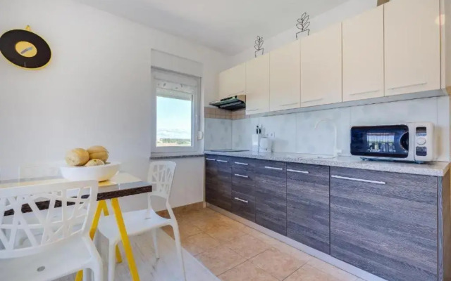 Apartments & Rooms Laganini
