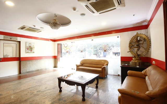 Sri Sai Regency by OYO Rooms