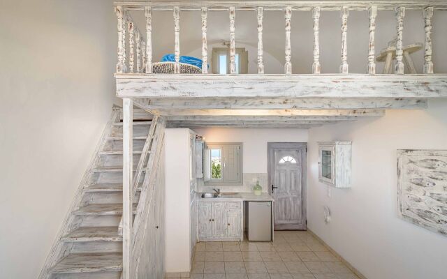Santolia Art Suites