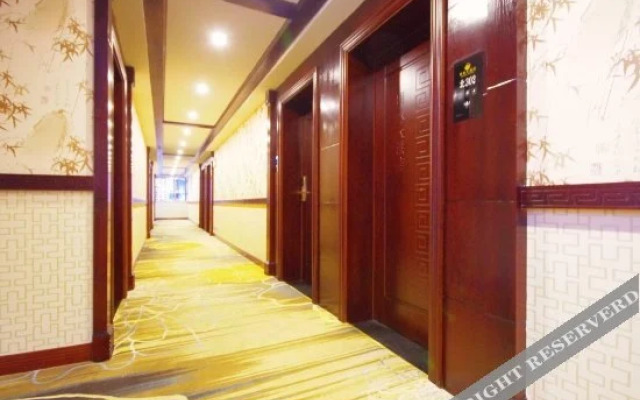 Pearl Hotel