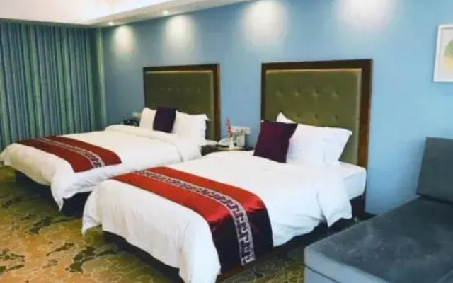 Poltton International Service Apartment