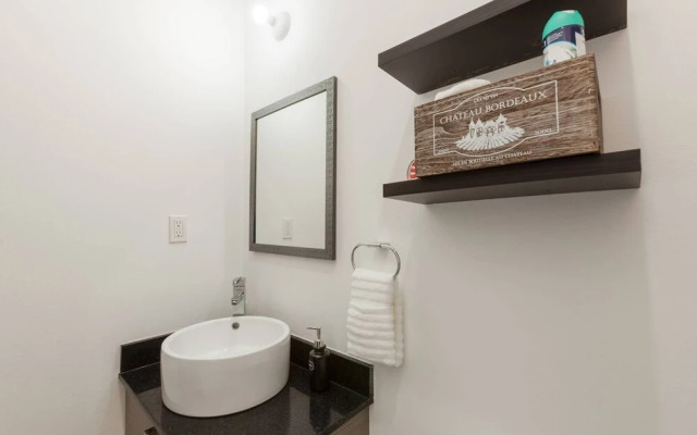 Pu-kka House By Perlitas Home