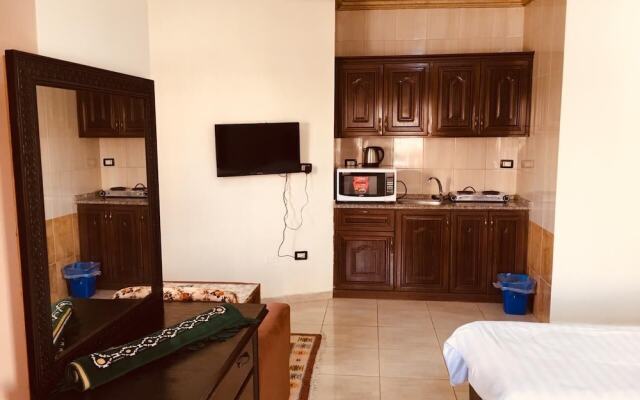 Al Tawheed Hotel Apartments