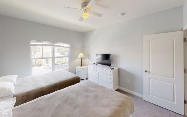 Runaway Beach 3002 B22.202