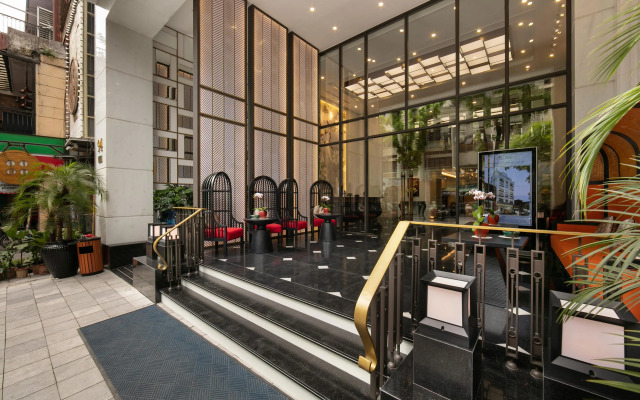 The Oriental Jade Hotel