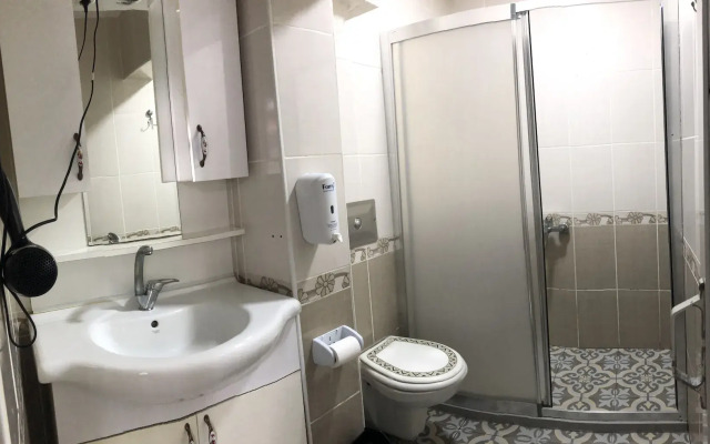 Evin Suit Hotel
