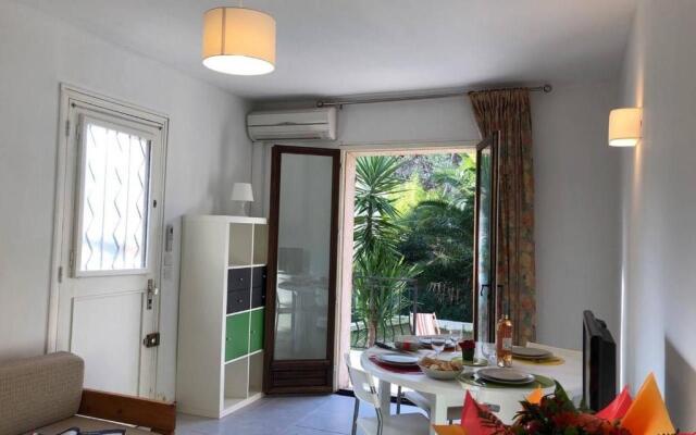 Appartement Saint Raphaël 1 pièce 6 personnes FR 1 226A 81