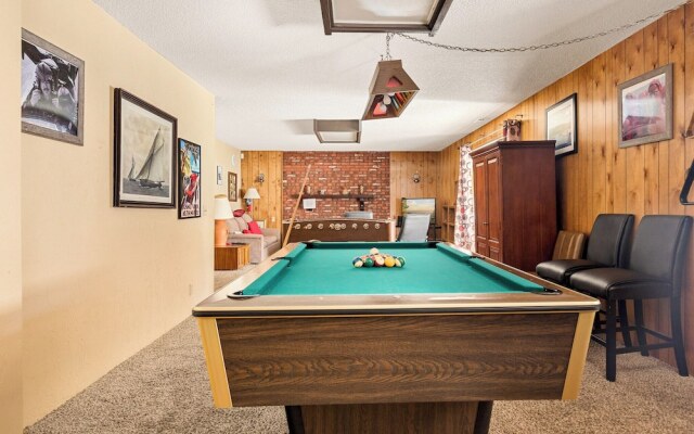 Blue Jay Chalet Unit#5