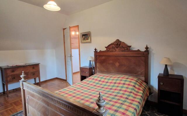 Semi-detached house in the castle park, Bénodet