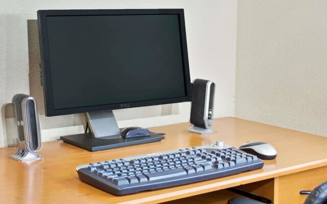 Days Inn By Wyndham Lawrenceville