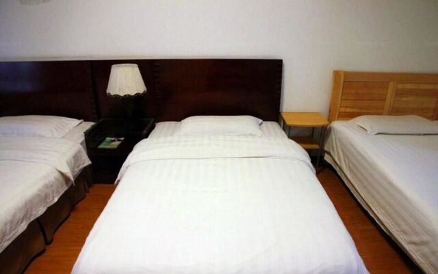 She and He Hotel Apartment