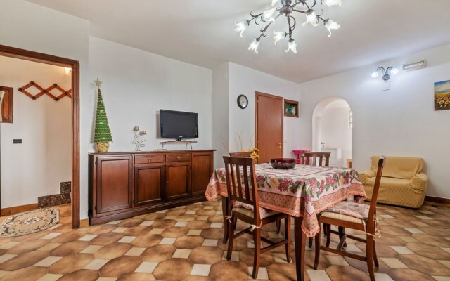 Peaceful Holiday Home in Perdifumo With Balcony